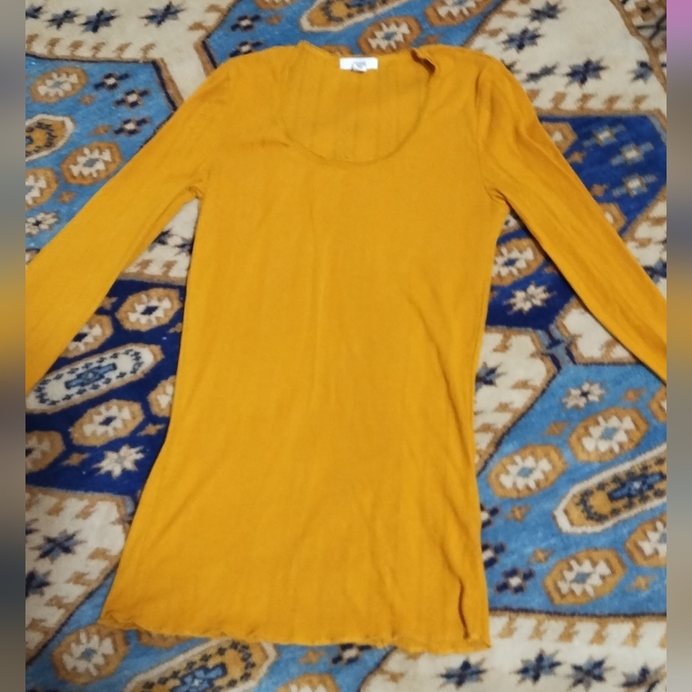 Yellow Y2K long sleeve lacy top